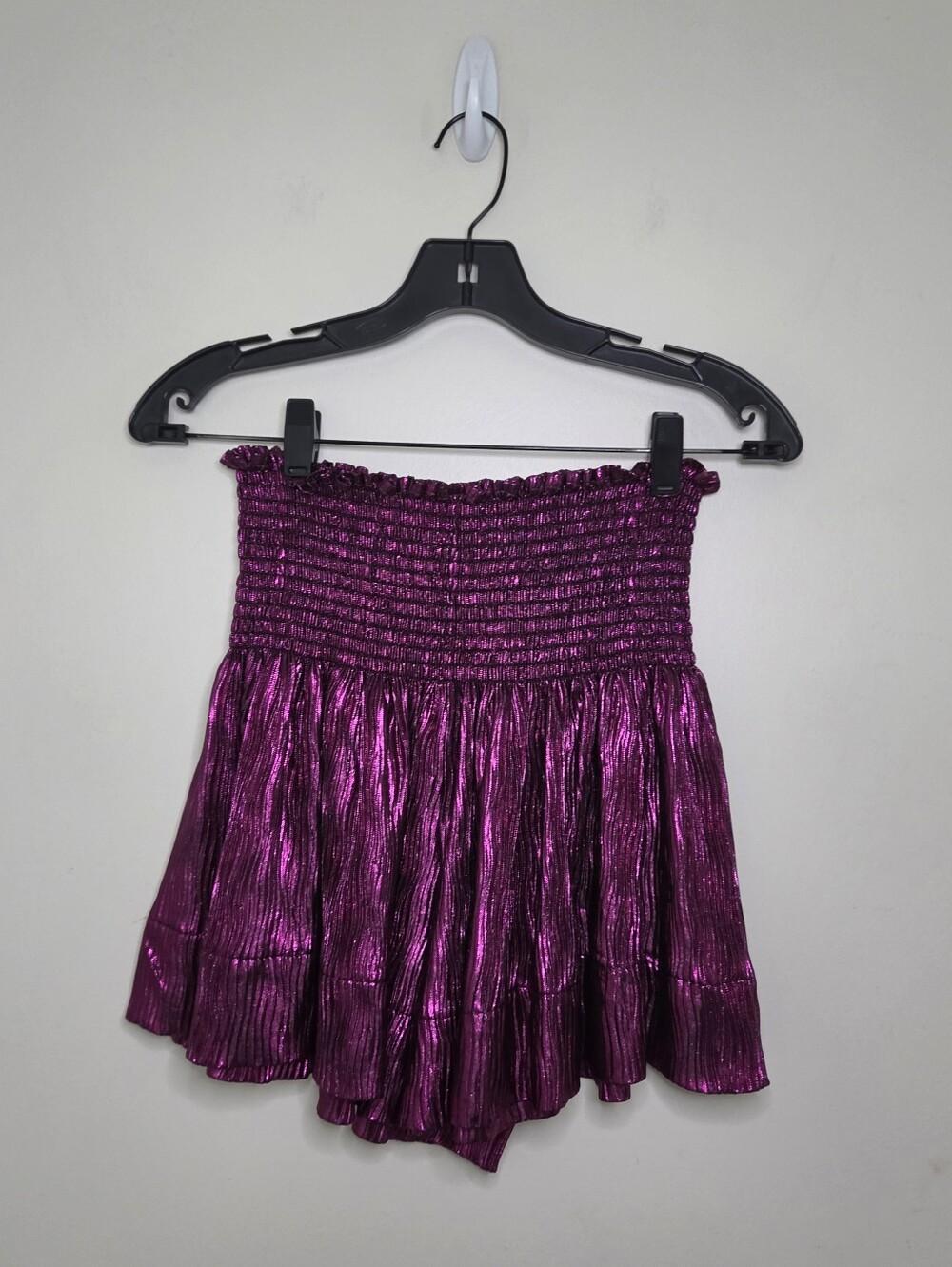 Women's Queen Of Sparkles Magenta Color Swing Shorts Sz Small